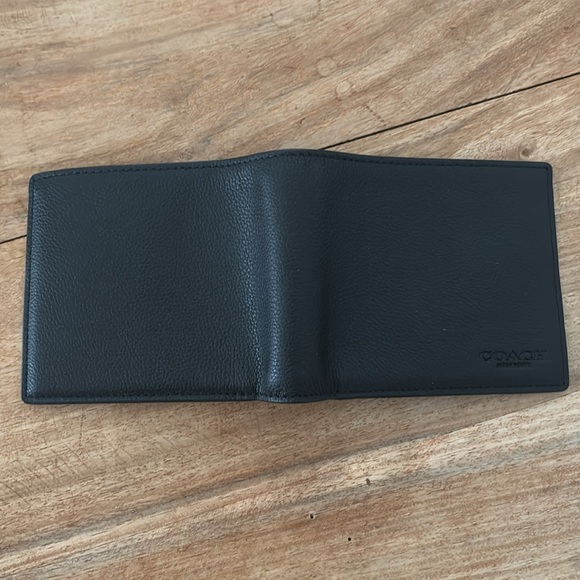 Coach Black Leather Men Wallet
NWOT - Picture 7 of 10
